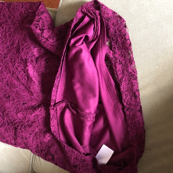 Gorgeous purple DKNY lace sheath dress, size 12 - Picture 7 of 7